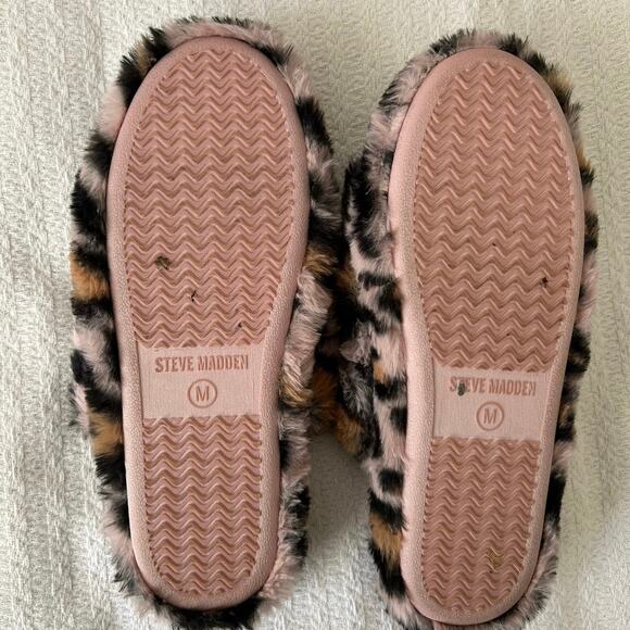 Steve Madden Women Fuzzy Animal Plush Pink Slippers Y2K Mobwife Size Medium 7/8 - Picture 5 of 8